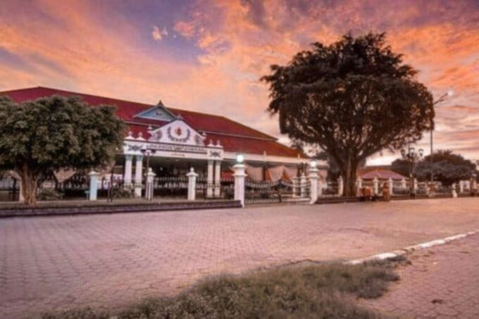 Keraton Ngayogyakarta Hadiningrat